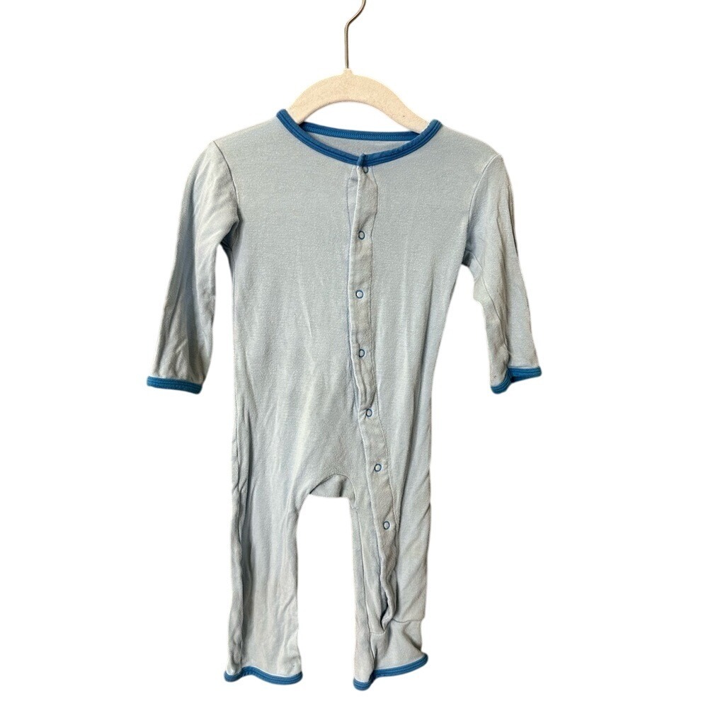 Kickee Pants‎ long sleeve Pj's light blue 6 - 9 month with dog on back